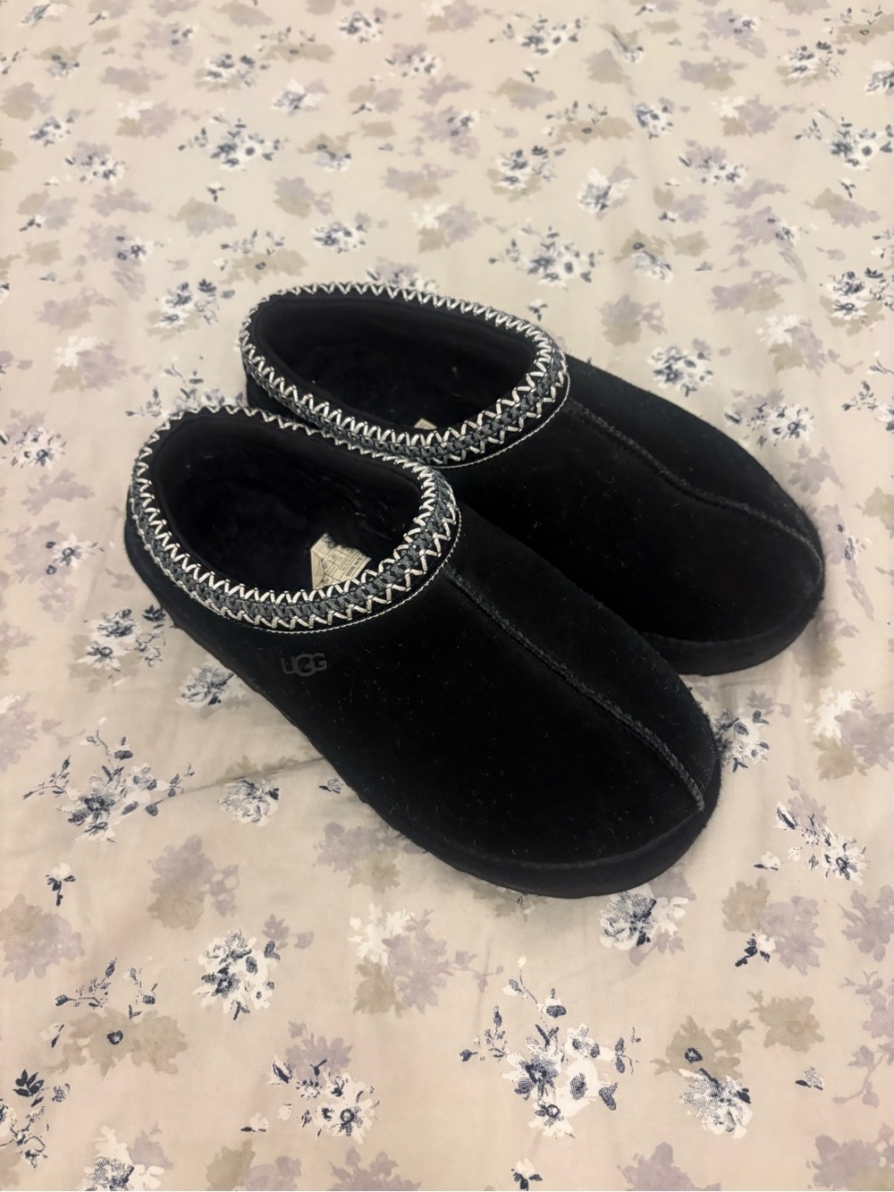 Uggs Tasman Sz 8 new - Picture 3 of 3